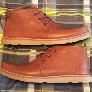 Toms Leather Chukka Boots
